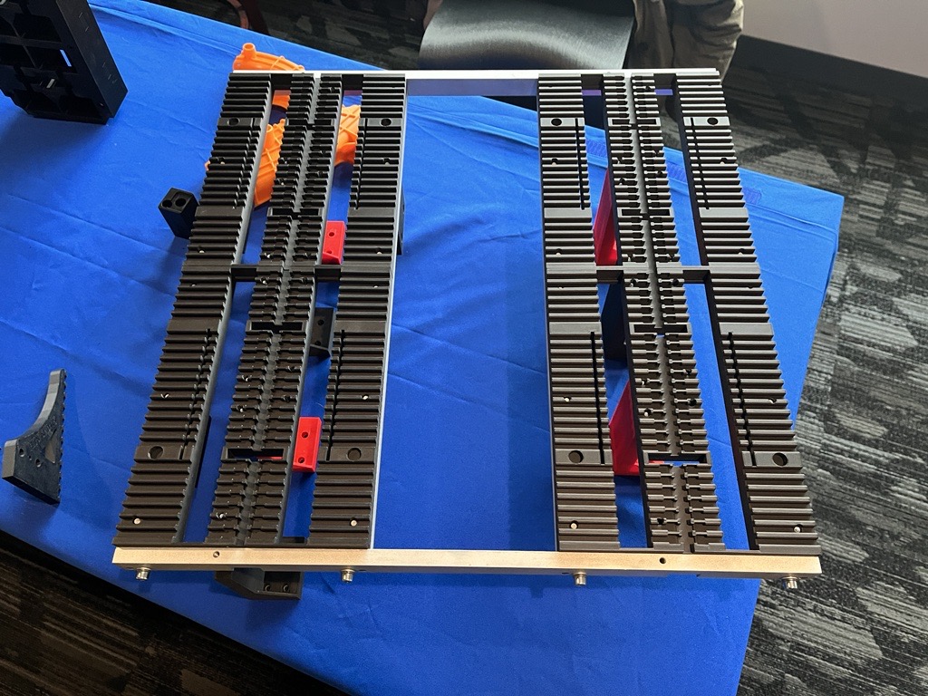 Hellermanntyton 3d printed end of arm tooling